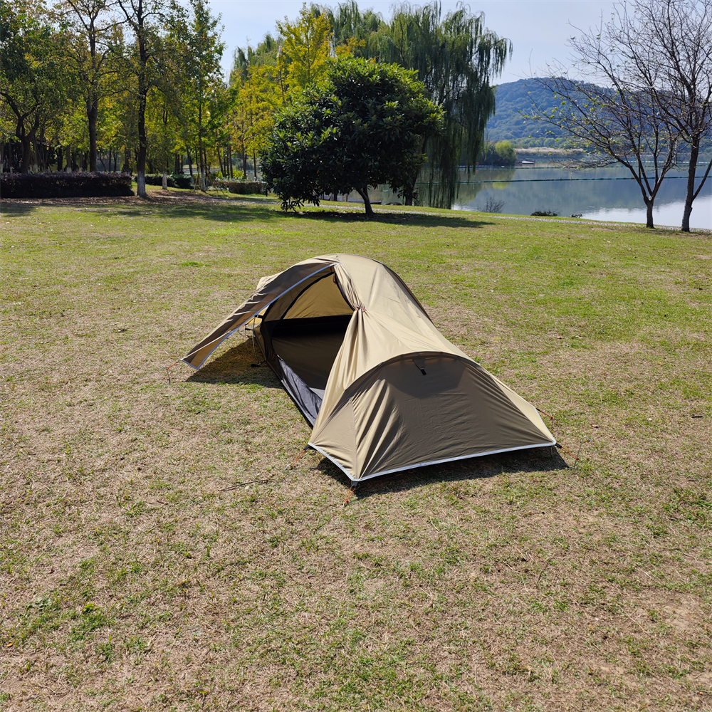 2024 Backpacking Tent 1 Person - огляд і ціна Emergency Mylar Tent